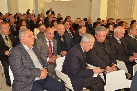 Sumqayıtda Əyyub Qiyasın 50 illik yubileyi keçirilib