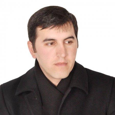 Şeirlərdə misra-misra özüməm - Faiq Hüseynbəylinin şeirləri Şeirlərdə misra-misra özüməm - Faiq Hüseynbəylinin şeirləri