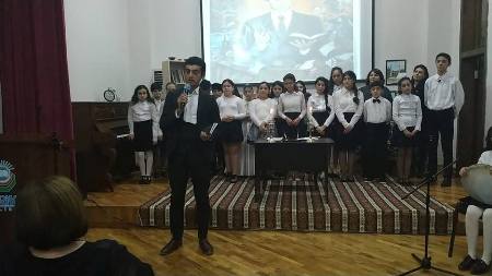 Mikayıl Müşfiqin xatirəsinə həsr olunan ədəbi-bədii gecə keçirilib Mikayıl Müşfiqin xatirəsinə həsr olunan ədəbi-bədii gecə keçirilib