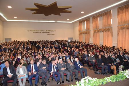 Ramiz Qusarçaylının 60 illik yubileyi qeyd olunub Ramiz Qusarçaylının 60 illik yubileyi qeyd olunub