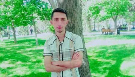 Unutma eynəkli qız - Məlik Cahanın şeirləri Unutma eynəkli qız - Məlik Cahanın şeirləri