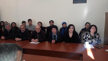 Gənc şairin ilk kitabı təqdim olunub Gənc şairin ilk kitabı təqdim olunub