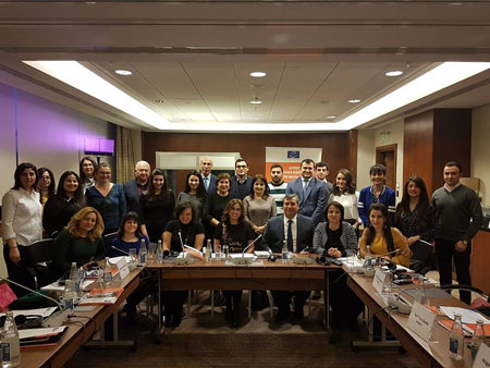 “Mediada gender bərabərliyi” mövzusunda təlim keçirilib - FOTOLAR “Mediada gender bərabərliyi” mövzusunda təlim keçirilib - FOTOLAR