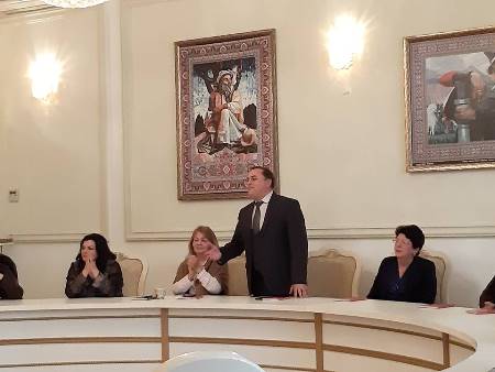 Zəka Vilayətoğlu şeirlər kitabını təqdim edib Zəka Vilayətoğlu şeirlər kitabını təqdim edib