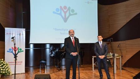 “Gəncliyin səsi” festivalının açılışı olub