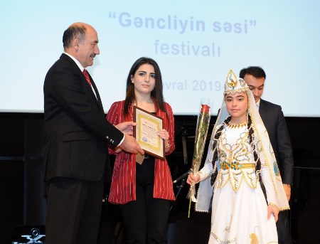 “Gəncliyin səsi” festivalının açılışı olub “Gəncliyin səsi” festivalının açılışı olub