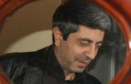 Darıxanda eşq istəyir şairlər - Rafiq Hümmətin şeirləri