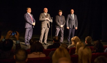 Kiyevdə “Böyüməyən uşaqlar” tamaşasının premyerası Kiyevdə “Böyüməyən uşaqlar” tamaşasının premyerası