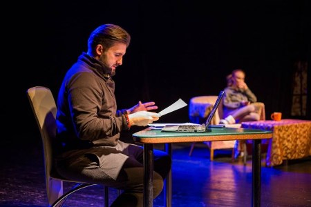 Kiyevdə “Böyüməyən uşaqlar” tamaşasının premyerası