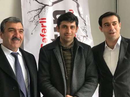 Fuad Cəfərlinin imza günü keçirilib Fuad Cəfərlinin imza günü keçirilib