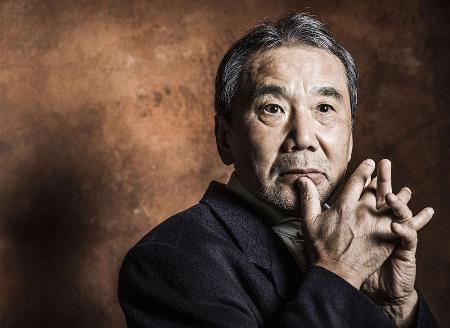 Sinif yoldaşı ilə evlənən, övladı olmayan, Nobeldən imtina edən yazıçı