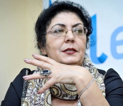 İlahi şeirlər yazılan qadın - Çağdaş qadın şairlərimizin şeirləri - 2 | MANERA.AZ