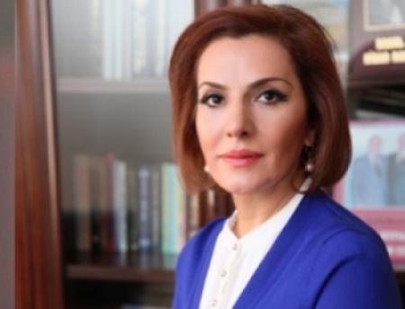 İlahi şeirlər yazılan qadın - Çağdaş qadın şairlərimizin şeirləri - 2 | MANERA.AZ