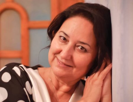 İlahi şeirlər yazılan qadın - Çağdaş qadın şairlərimizin şeirləri - 2 | MANERA.AZ