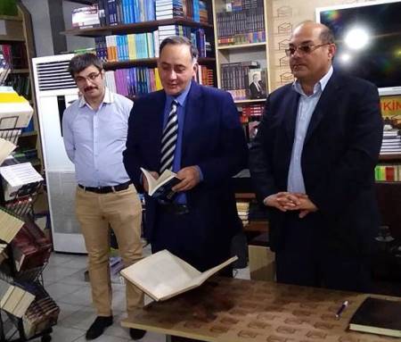 Kənan Hacının imza günü keçirilib