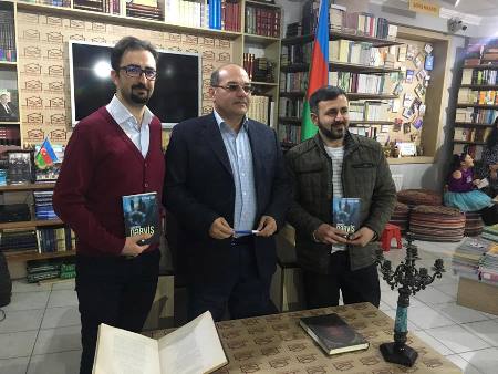 Kənan Hacının imza günü keçirilib