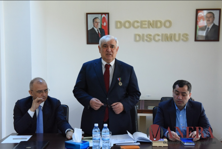 Kamal Abdulla təltif olunub