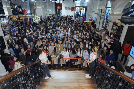 İlbər Ortaylı Bakıda izdihamla qarşılandı - FOTOlar