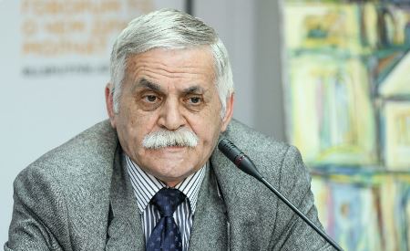 Sənət Tanrının sirridir - Kənan Hacı yazır...