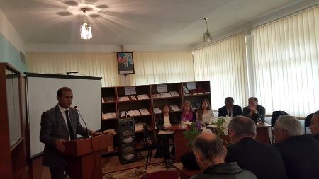 Şairlər doğulur İşıqlar kimi... Şairlər doğulur İşıqlar kimi...