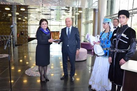 “Birpərdəli pyeslər” müsabiqəsinin qalibləri mükafatlandırılıb