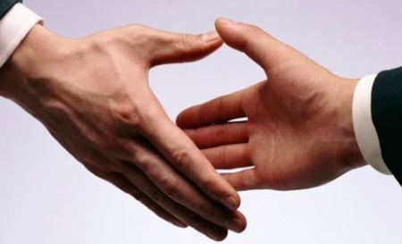 Salamlaşma normaları və etiketləri…