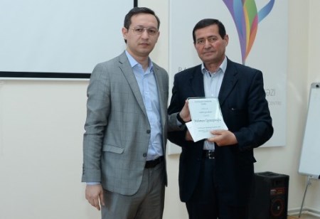 “Ədəbiyyat adamı-2019” mükafatı təqdim olunub “Ədəbiyyat adamı-2019” mükafatı təqdim olunub