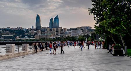 “Himnimizi birgə oxuyaq!” - Bulvarda möhtəşəm fləşmob