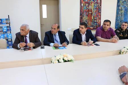 Hərbi jurnalistikadan “Kinonun fəlsəfəsi”nə gedən yol Hərbi jurnalistikadan “Kinonun fəlsəfəsi”nə gedən yol