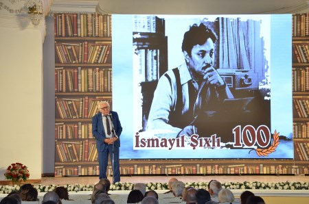 İsmayıl Şıxlının 100 illik yubileyi qeyd olunub İsmayıl Şıxlının 100 illik yubileyi qeyd olunub