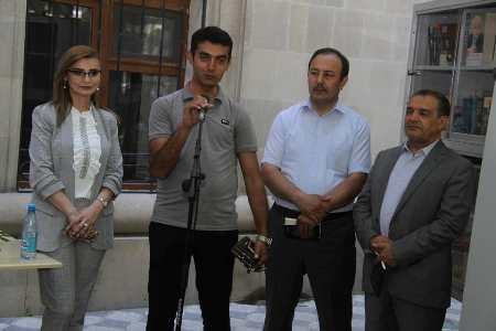 “Soldan birinci küçə” təqdim olunub - Fotolar “Soldan birinci küçə” təqdim olunub - Fotolar