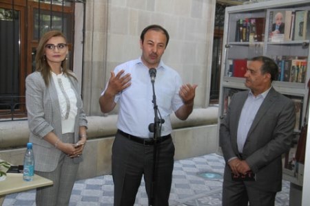 “Soldan birinci küçə” təqdim olunub - Fotolar “Soldan birinci küçə” təqdim olunub - Fotolar