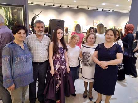 Fatimənin rəngarəng dünyası... Fatimənin rəngarəng dünyası...