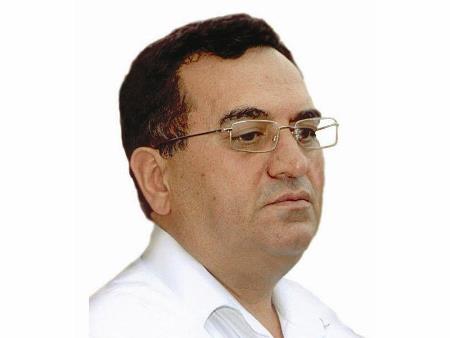 Sinəmi göynədən ağrılarım var - Taleh Həmidin şeirləri Sinəmi göynədən ağrılarım var - Taleh Həmidin şeirləri