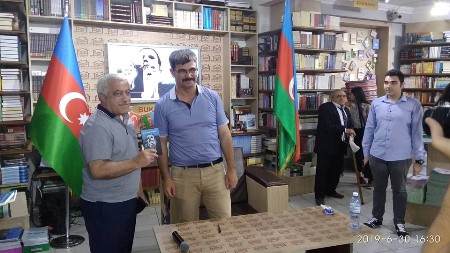 “Boşluqdan qaçış” romanının təqdimatı keçirildi - Fotolar