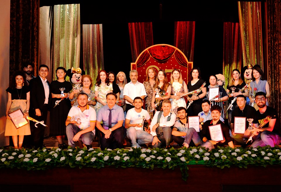 Gənc yazar təltif olundu - Foto Gənc yazar təltif olundu - Foto