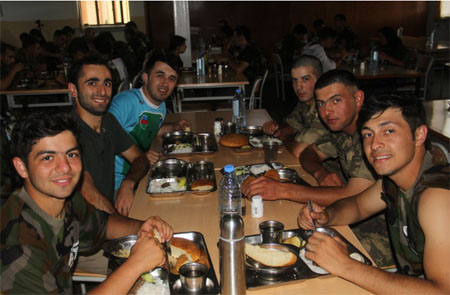 “Marş İrəli” hərbi-vətənpərvərlik düşərgəsi başa çatıb “Marş İrəli” hərbi-vətənpərvərlik düşərgəsi başa çatıb