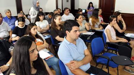 Bakıda “Internet və şəxsi həyat” mövzusunda konfrans keçirilib