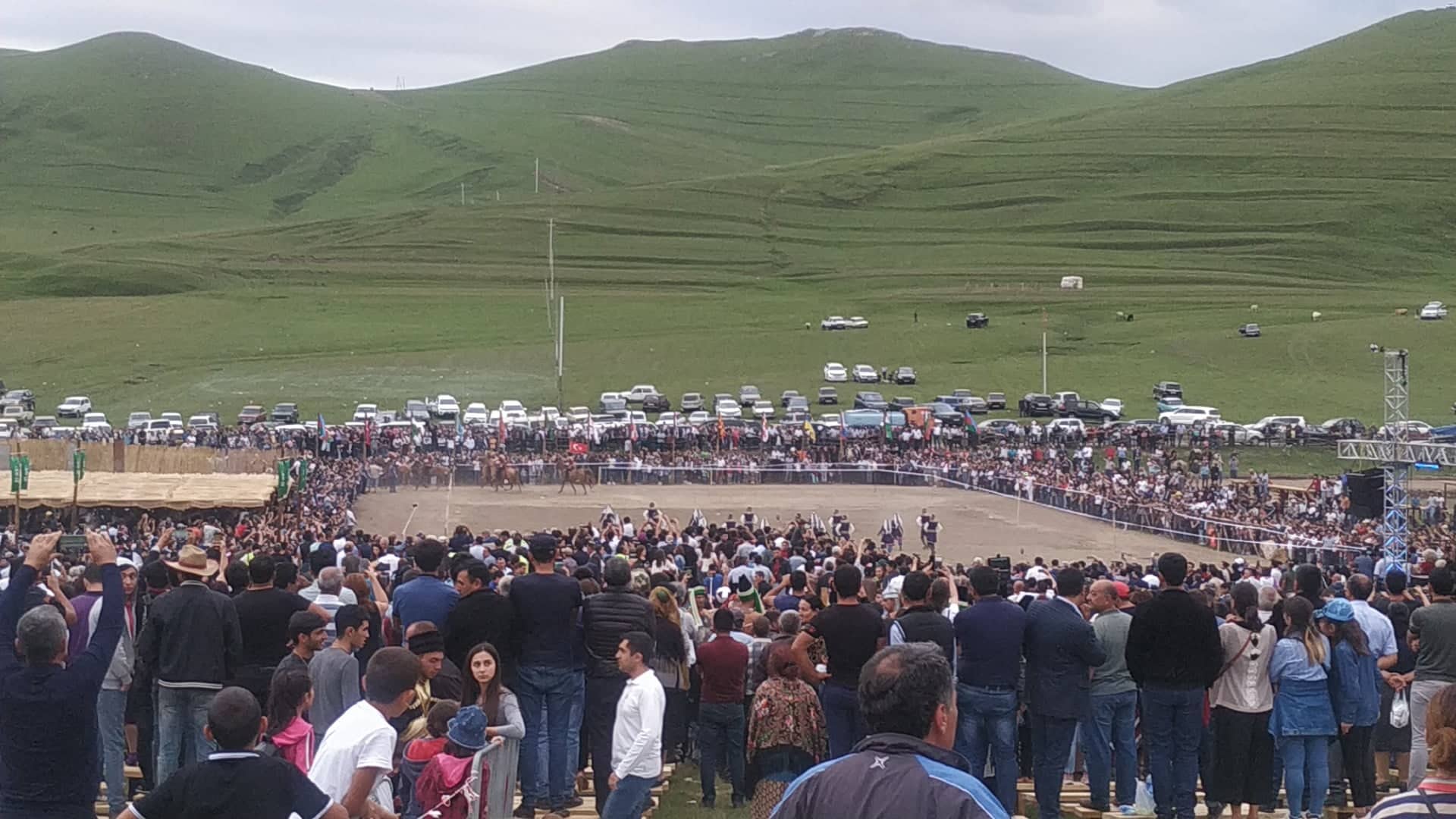 Gədəbəydə Milli Yaylaq Festivalı başladı -FOTOlar