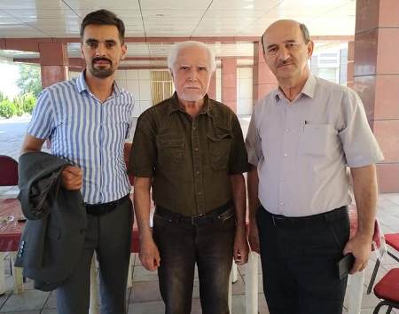 Mən necə bağdan çıxım, indicə yarım gəlir... Mən necə bağdan çıxım, indicə yarım gəlir...