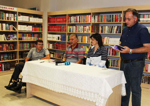 Samir İmanov 4-cü kitabını təqdim etdi (FOTOLAR) Samir İmanov 4-cü kitabını təqdim etdi (FOTOLAR)