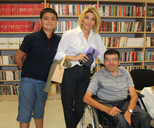 Samir İmanov 4-cü kitabını təqdim etdi (FOTOLAR) Samir İmanov 4-cü kitabını təqdim etdi (FOTOLAR)