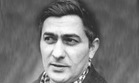 Sahmansız kainatın şairi - ESSE Sahmansız kainatın şairi - ESSE