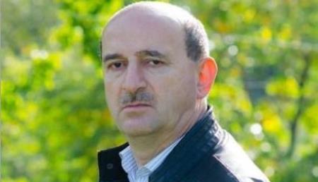 Sözün alt qatına agah şair - Zakir Məmməd yazır