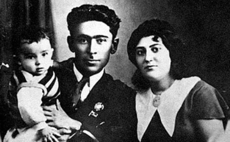 Səməd Vurğunun 7-ci sinif şagirdinə yazdığı sevgi məktubu — Mətn Səməd Vurğunun 7-ci sinif şagirdinə yazdığı sevgi məktubu — Mətn