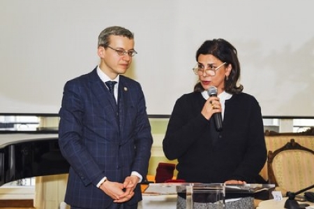 Xalq yazıçımız Avropa Akademiyasının həqiqi üzvü seçilib Xalq yazıçımız Avropa Akademiyasının həqiqi üzvü seçilib