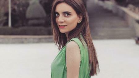 Aytən Cavanşirdən yeni roman - Foto