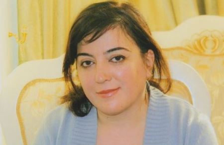 Günəş gülümsəyər, çiçəklər bitər - ŞEİRLƏR