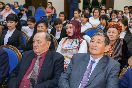 Daşkənddə Əlişir Nəvainin yubileyi qeyd edilib