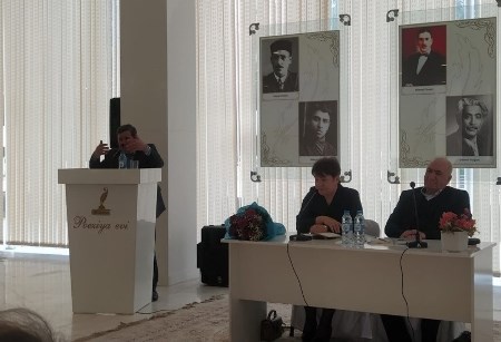 “Darıxan nəğmələr” Sumqayıtda təqdim olundu